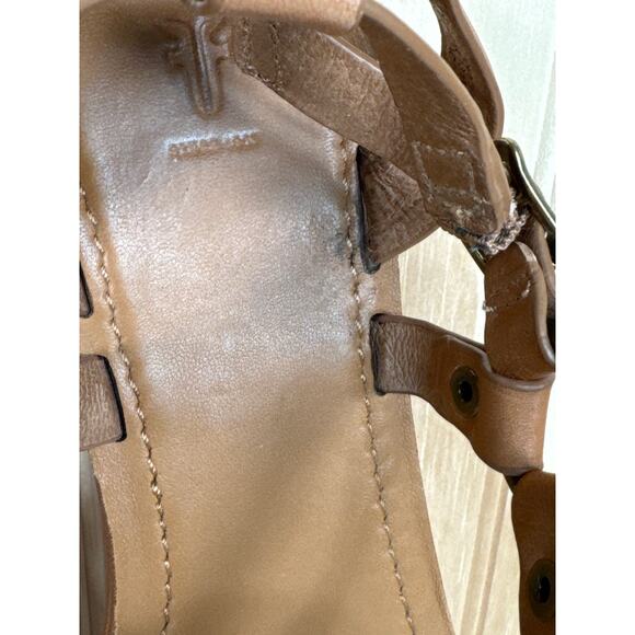 FRYE Cam Leather Thong Sandals Flats Low Heel Size 10 Brown Comfort - Picture 7 of 9